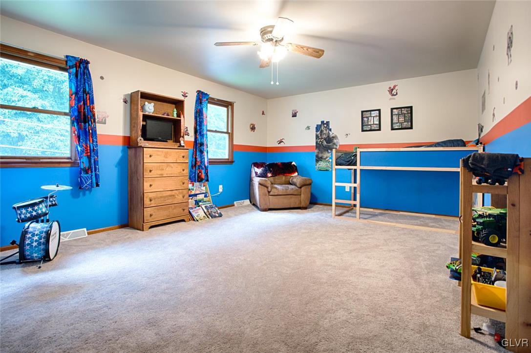 538 Persimmon Road Walnutport, PA 18088 - Photo 14 of 29 Gallery Image 14