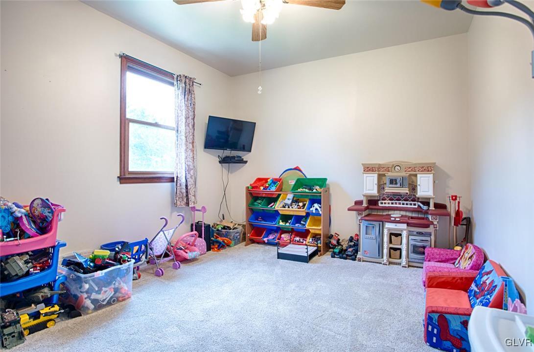 538 Persimmon Road Walnutport, PA 18088 - Photo 18 of 29 Gallery Image 18