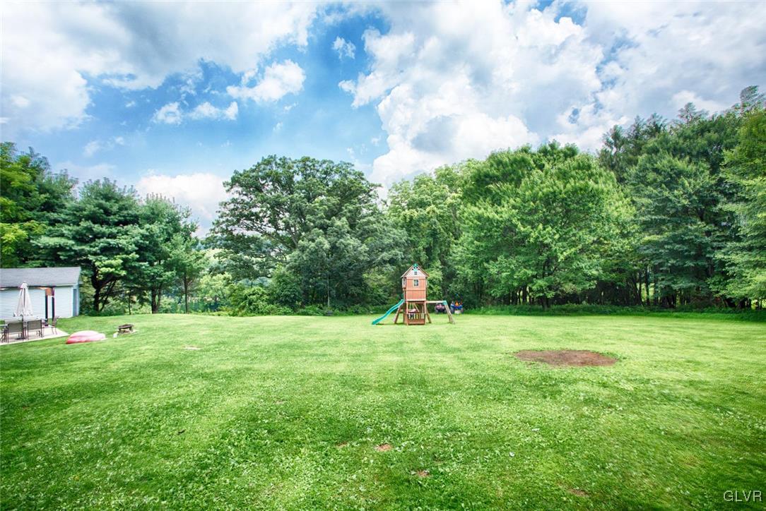 538 Persimmon Road Walnutport, PA 18088 - Photo 28 of 29 Gallery Image 28