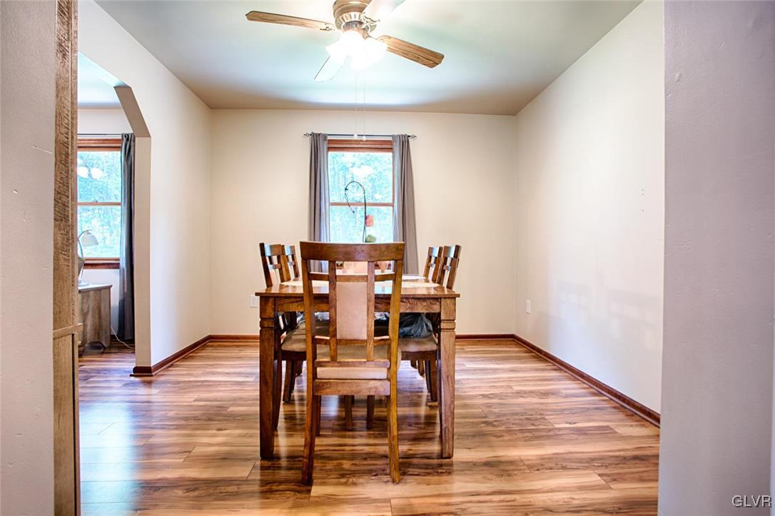 538 Persimmon Road Walnutport, PA 18088 - Photo 4 of 29 Gallery Image 4