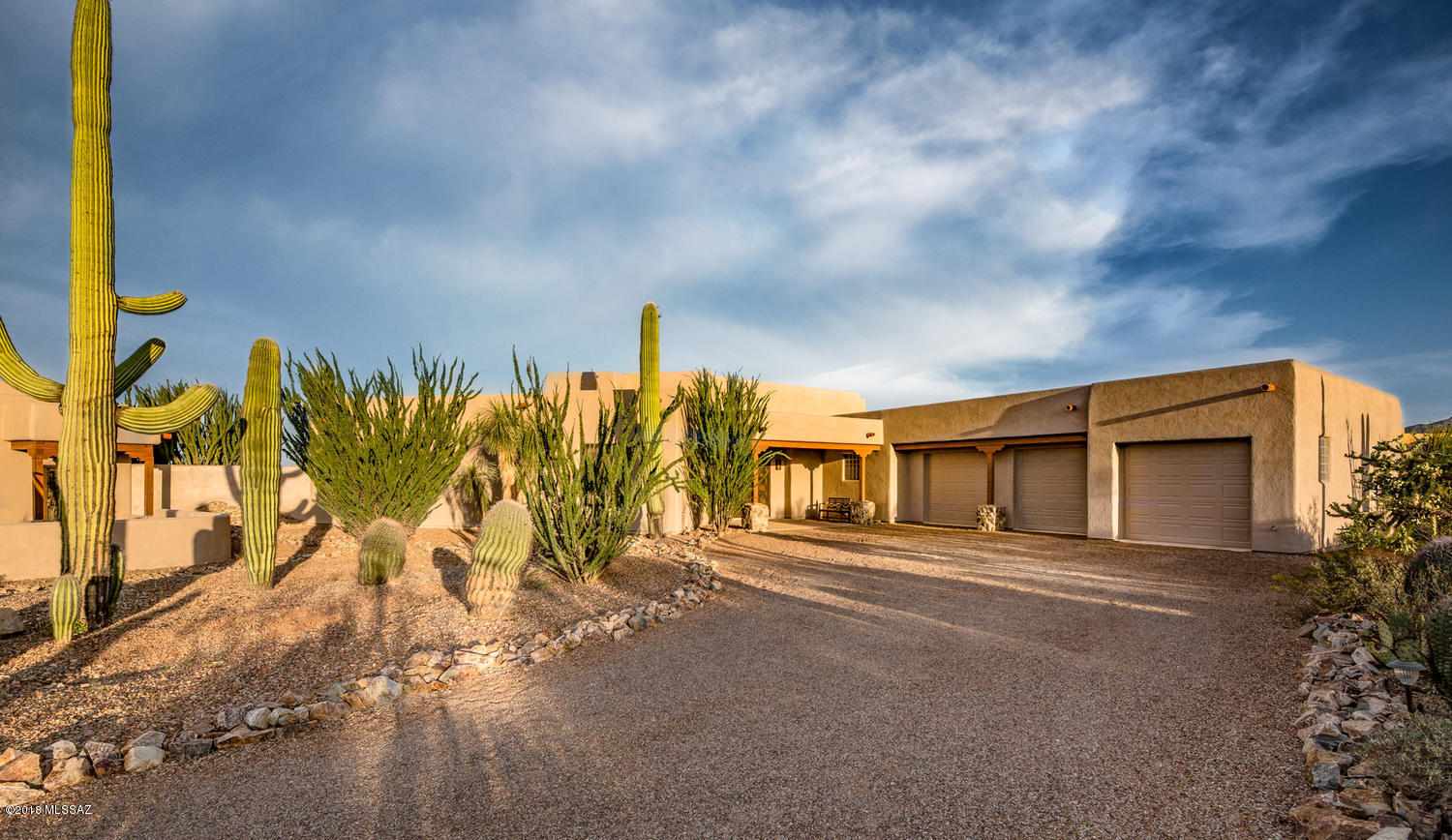 5670 North Abington Road Tucson, AZ 85743 - Photo 3 of 25 Gallery Image 3
