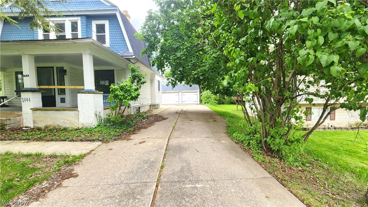 1444 Dill Road South Euclid, OH 44121 - Photo 12 of 43