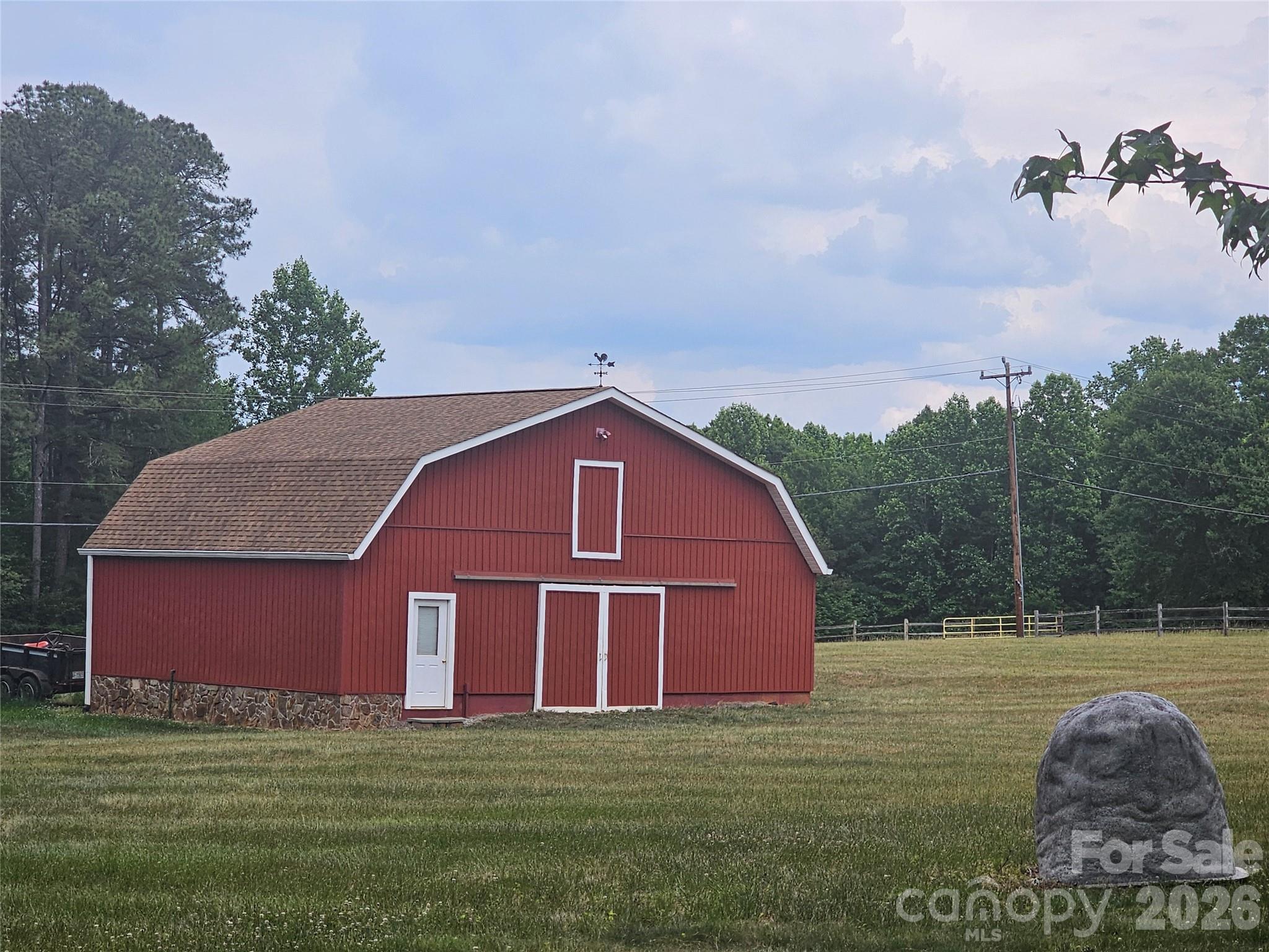 140 West Ross Grove Road Shelby, NC 28150 - Photo 2 of 2 a house with garden in front of it