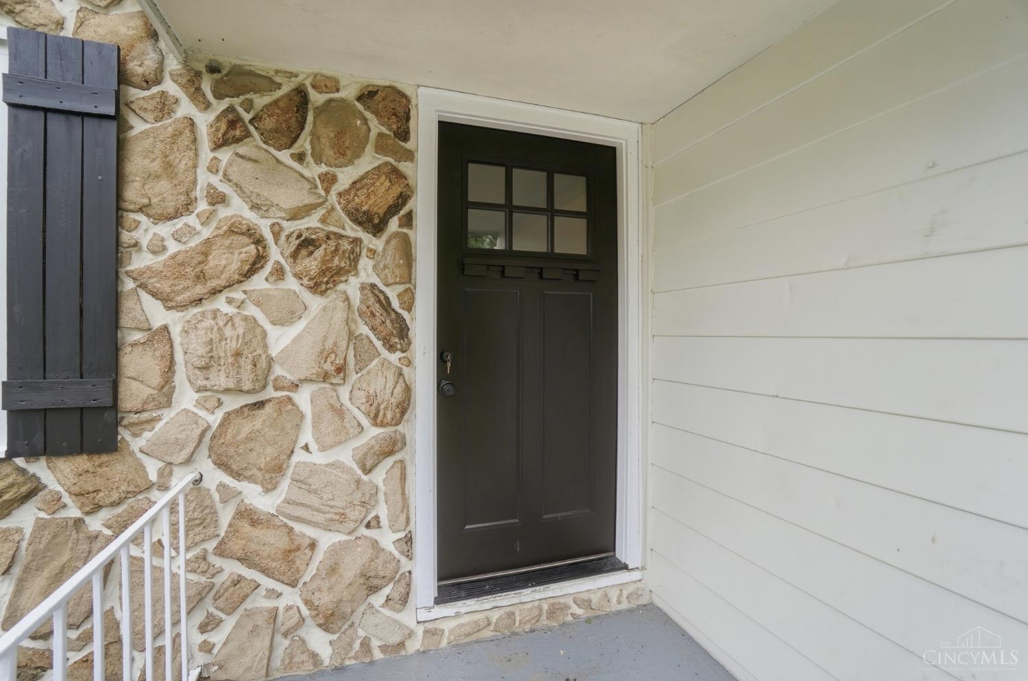 3548 Eyrich Road Cincinnati, OH 45248 - Photo 5 of 33