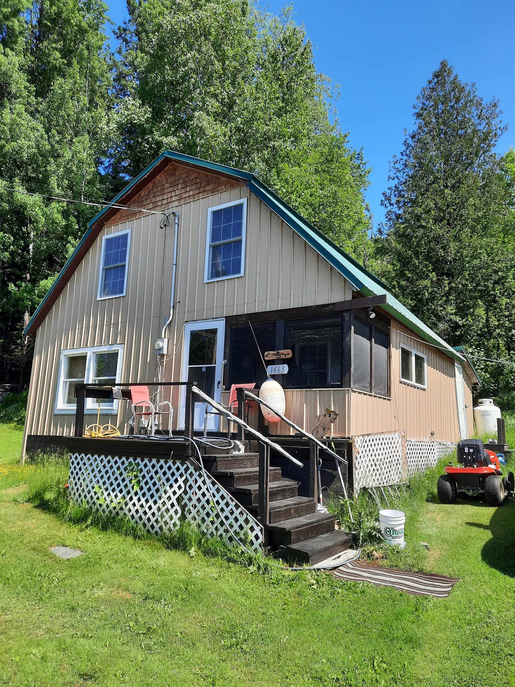 1463 Main Street Pittsburg, NH 03592 - Photo 7 of 31