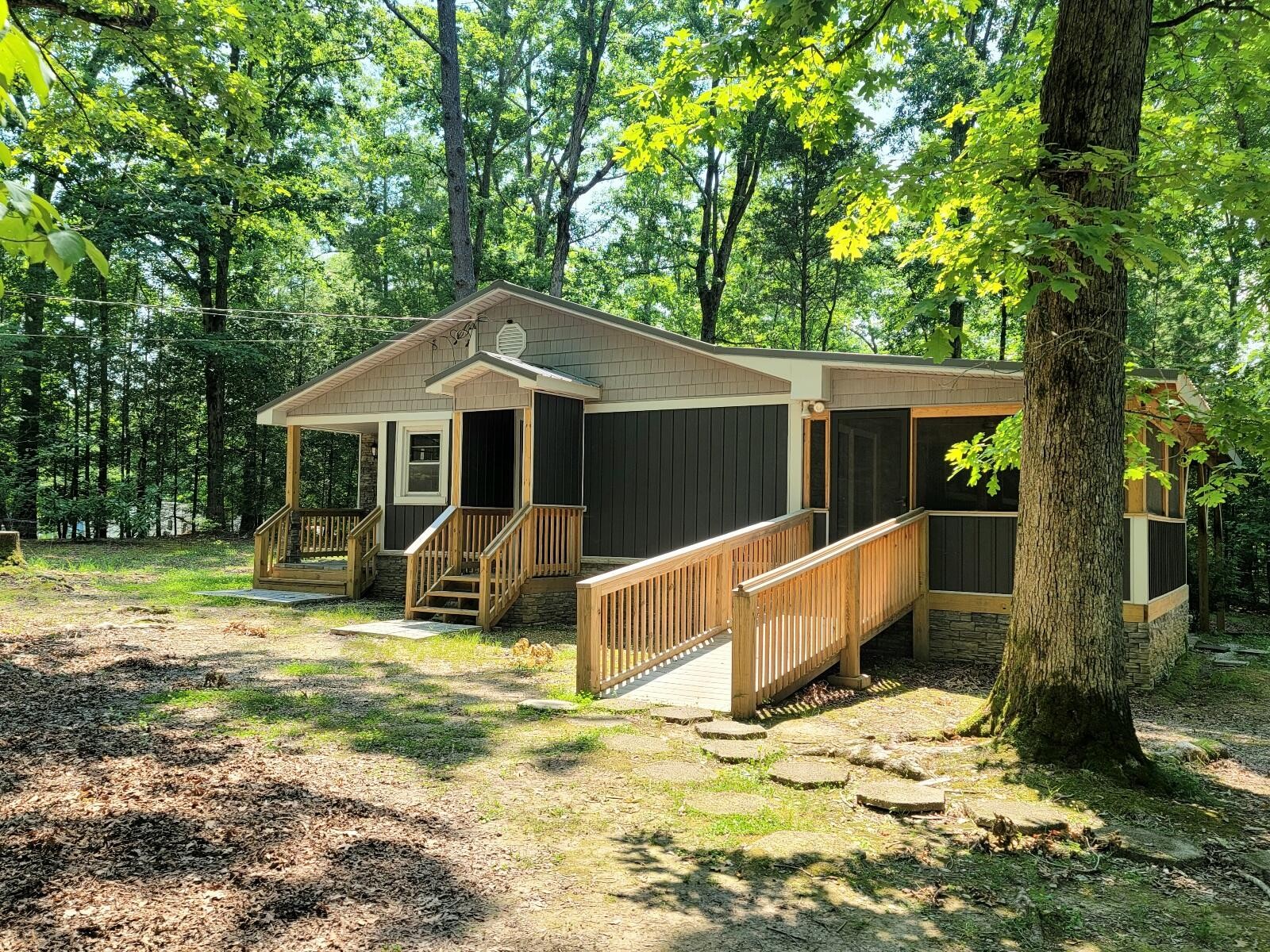 840 Eagle Furnace Road Rockwood, TN 37854 - Photo 3 of 32 a view of a house with a yard and wooden fence