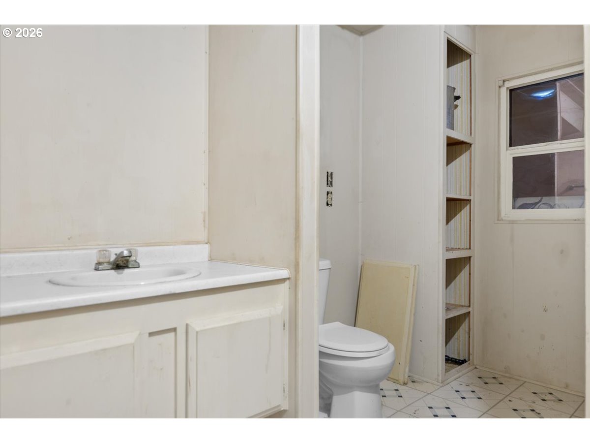 796 Lees Crk Road Myrtle Creek, OR 97457 - Photo 14 of 31