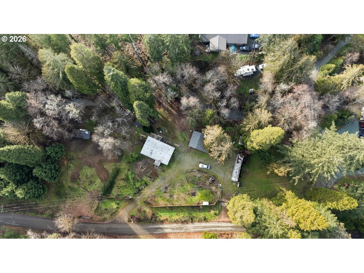 796 Lees Crk Road Myrtle Creek, OR 97457 - Photo 2 of 31