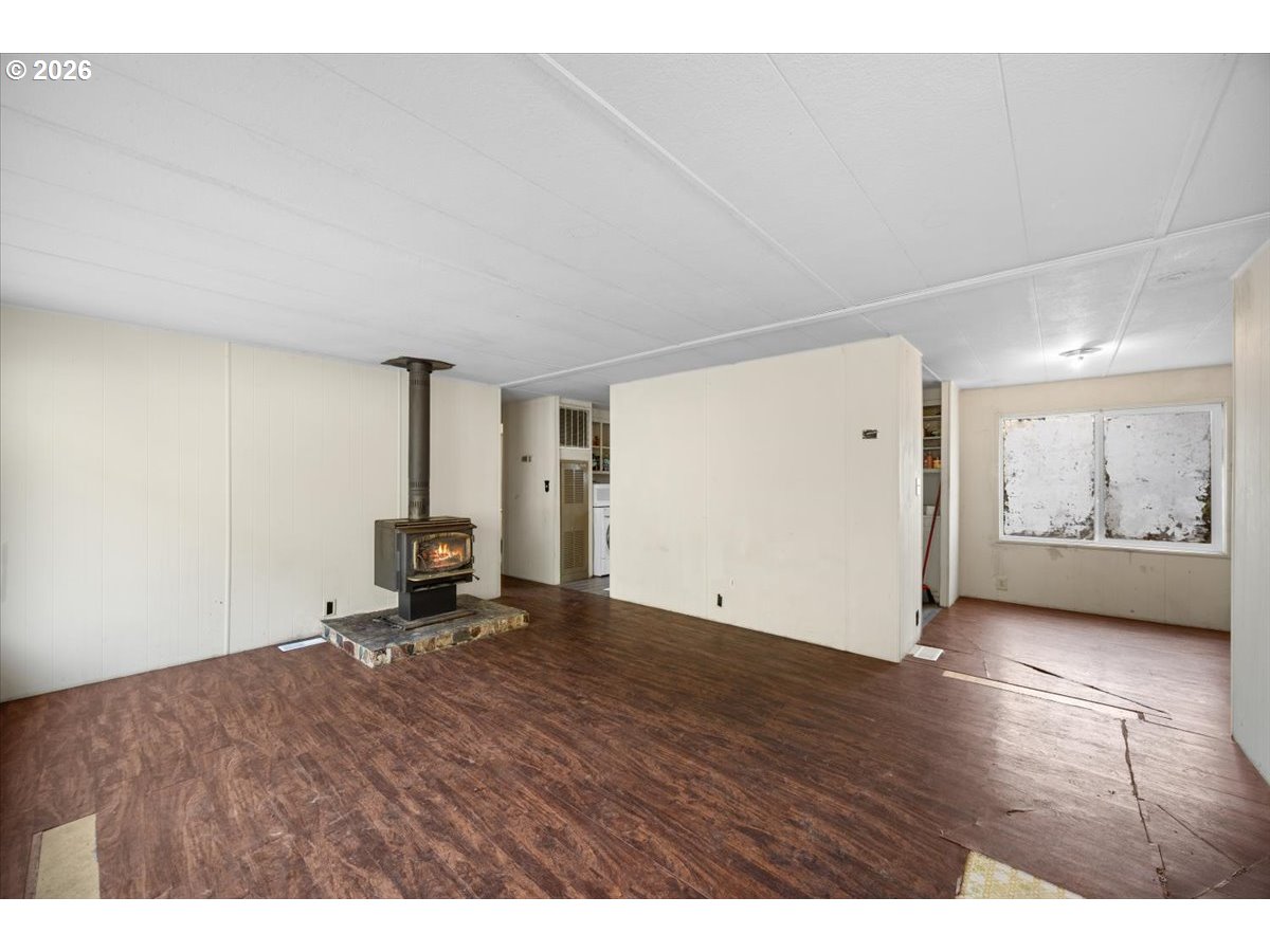 796 Lees Crk Road Myrtle Creek, OR 97457 - Photo 3 of 31