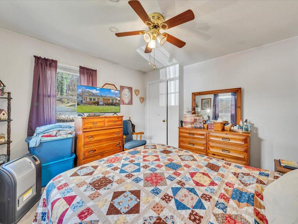 334 Miles Road Collinsville, VA 24078 - Photo 12 of 31 12-MIB01480