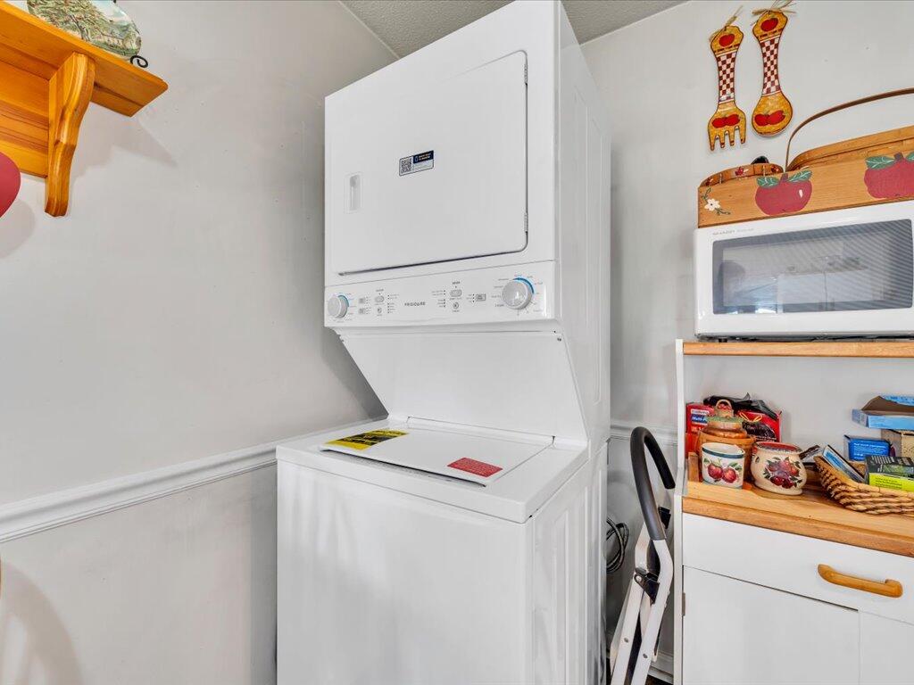 334 Miles Road Collinsville, VA 24078 - Photo 10 of 31 10-MIB01525