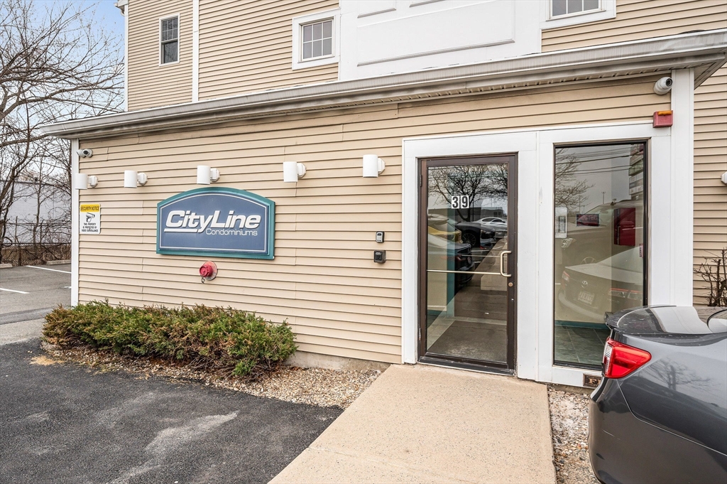 39 Broadway, Unit 305 Malden, MA 02148 - Photo 3 of 36