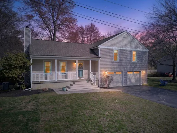 $834,900 | 21 Hedman Avenue, Hampton, NH 03842