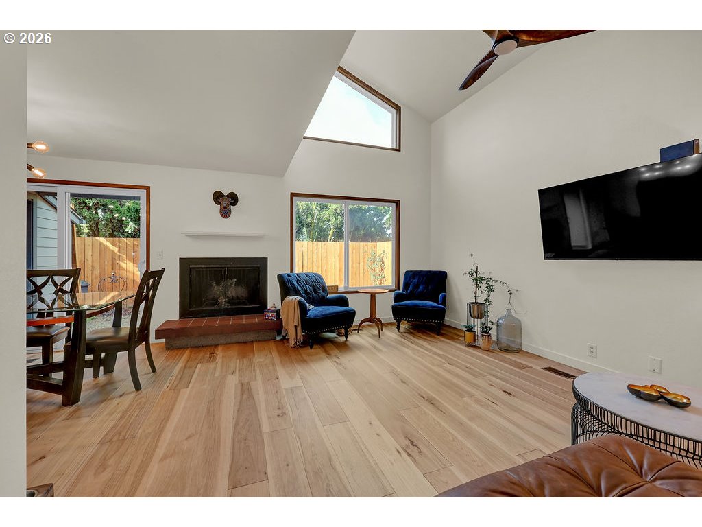 2700 Harlow Road Eugene, OR 97401 - Photo 11 of 35