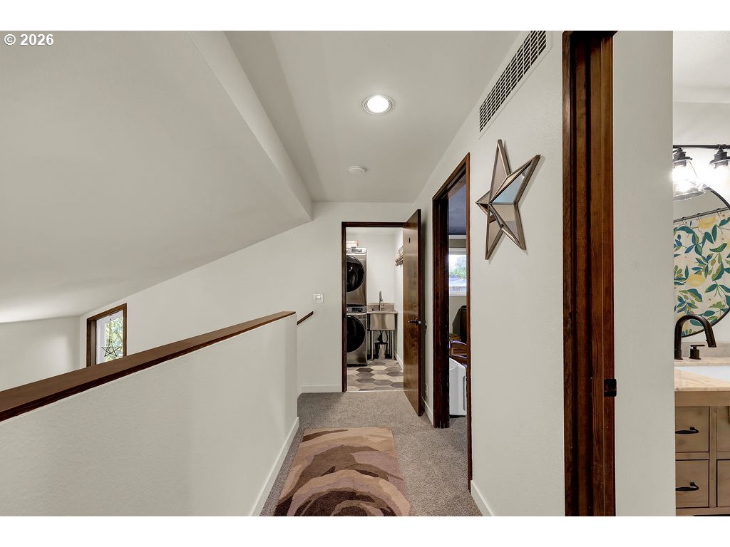 2700 Harlow Road Eugene, OR 97401 - Photo 23 of 35