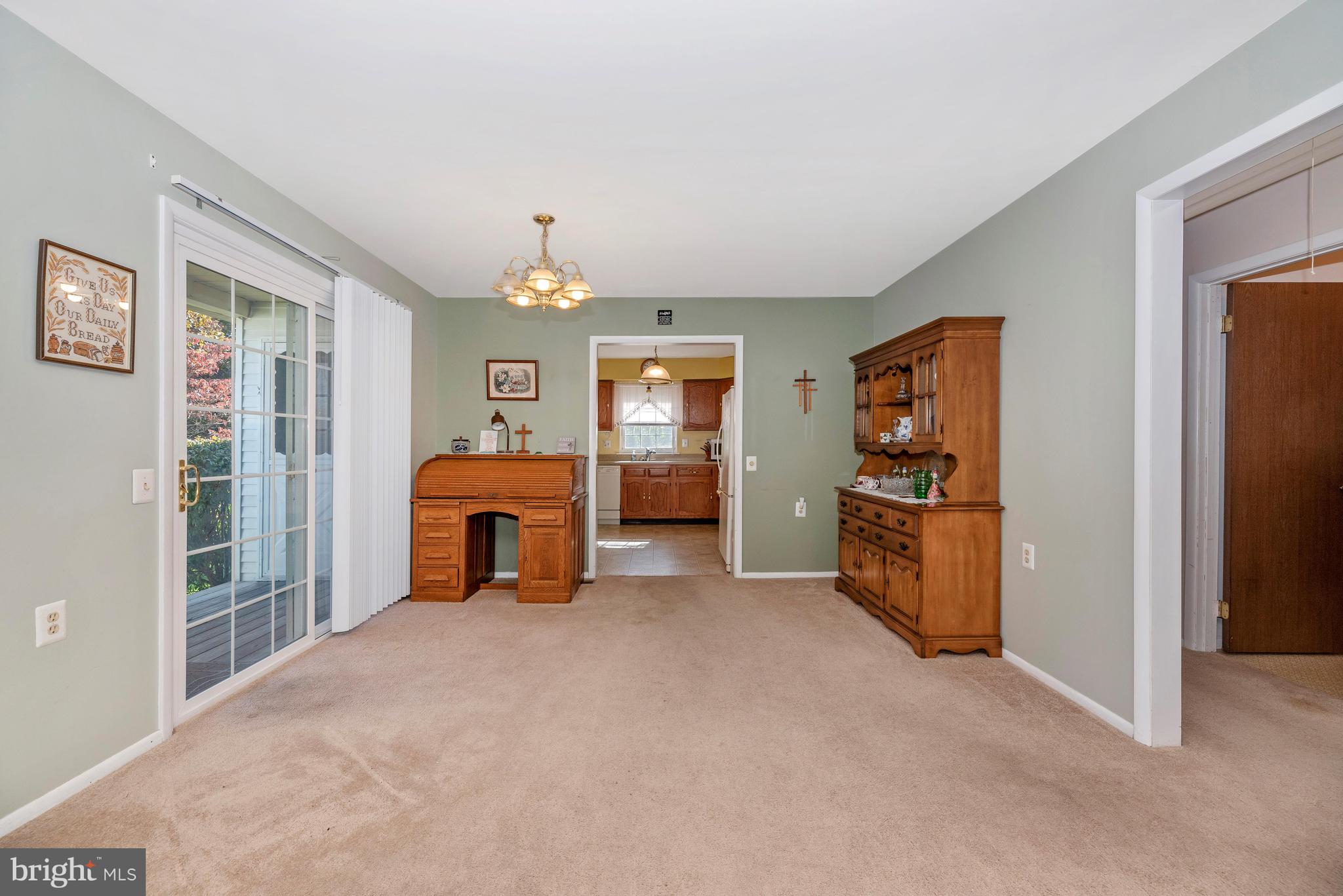 7067 Catalpa Road Frederick, MD 21703 - Photo 14 of 62 Dining Room