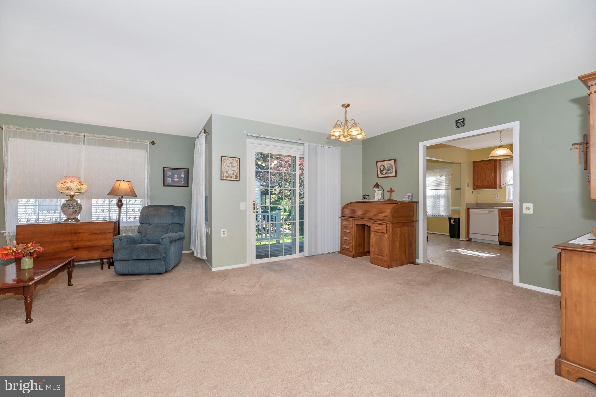 7067 Catalpa Road Frederick, MD 21703 - Photo 17 of 62 Dining Room