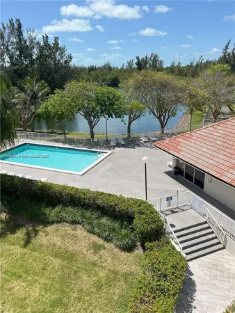 $240,000 | 8240 Southwest 210th Street, Unit 319, Cutler Bay, FL 33189
