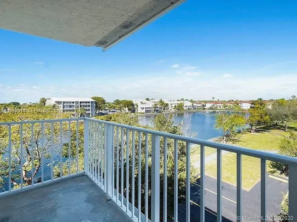 $240,000 | 8240 Southwest 210th Street, Unit 319, Cutler Bay, FL 33189