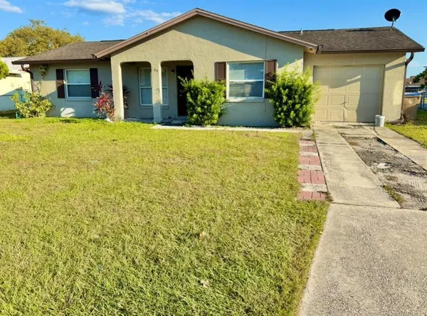 $2,000 | 133 Alderwood Drive, Kissimmee, FL 34743