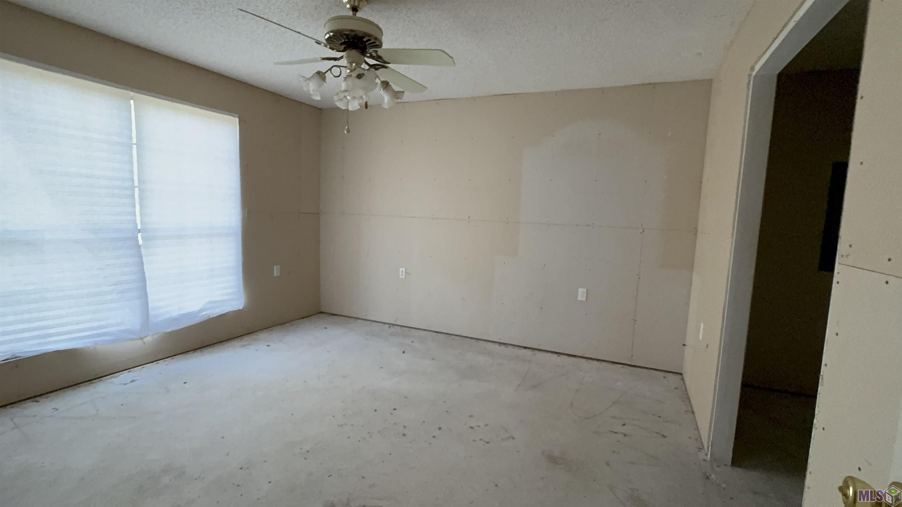 12222 Blackwater Road Baker, LA 70714 - Photo 11 of 19 Gallery Image 11