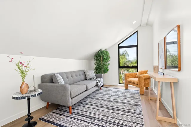 $1,999,000 | 3322 Nile Street, San Diego, CA 92104