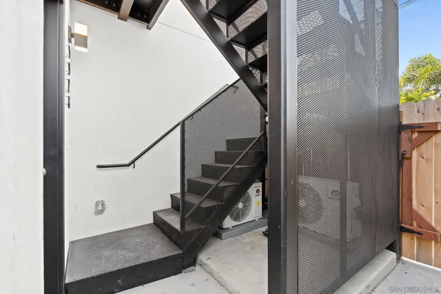 $1,999,000 | 3322 Nile Street, San Diego, CA 92104