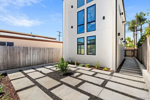 $1,999,000 | 3322 Nile Street, San Diego, CA 92104