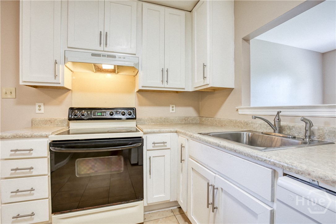 117 Fox Chase Road Savannah, GA 31406 - Photo 10 of 27