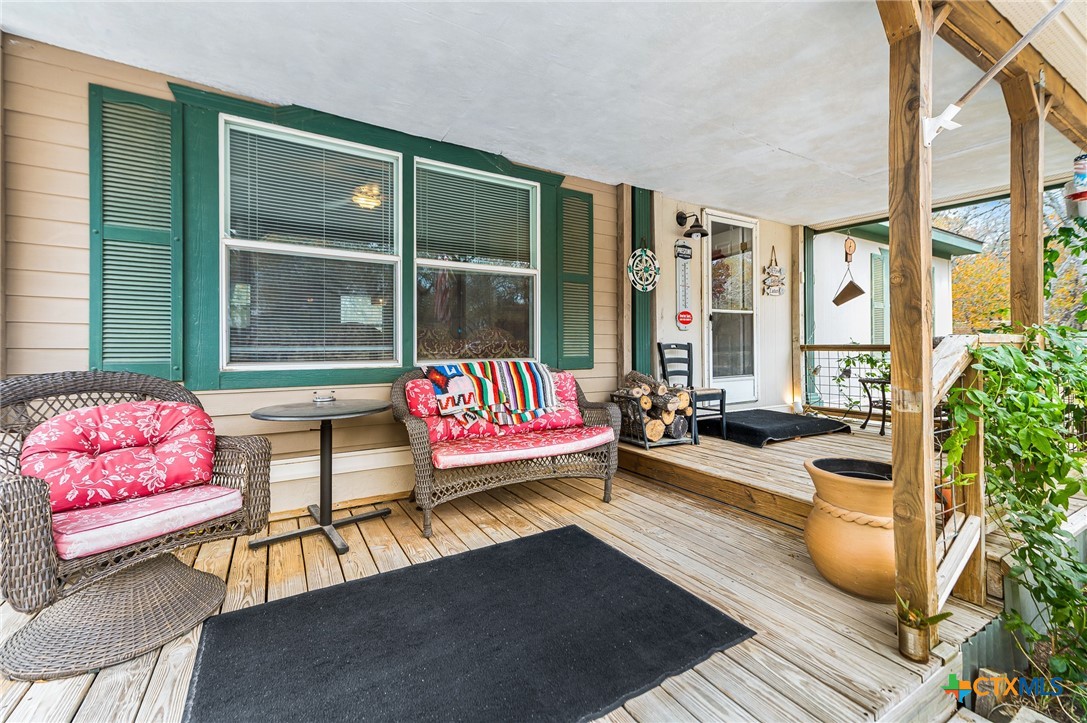 690 Cherry Ridge Floresville, TX 78114 - Photo 5 of 27