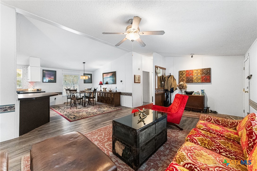 690 Cherry Ridge Floresville, TX 78114 - Photo 9 of 27