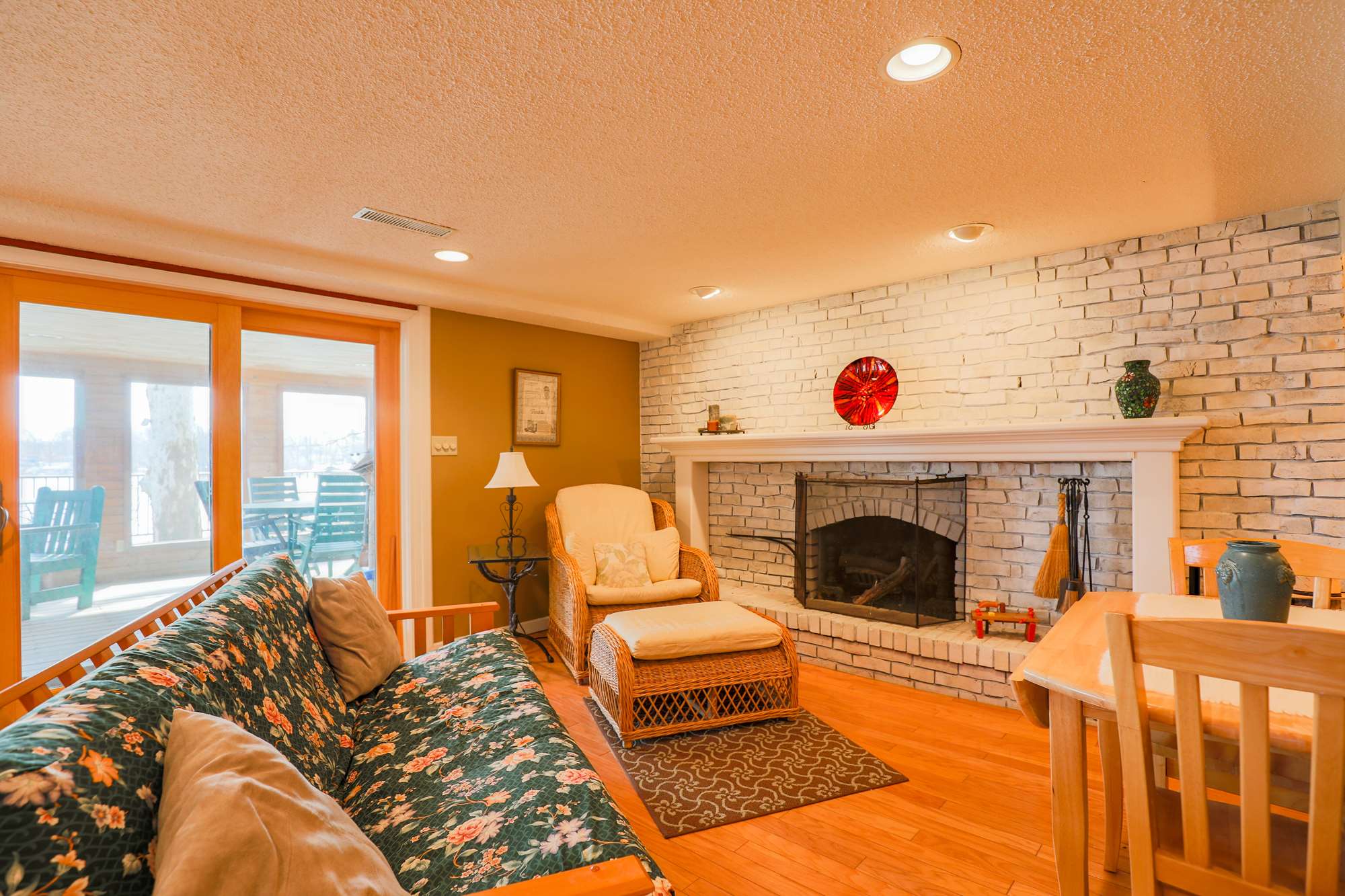 4307 North Sullivan Road Leesburg, IN 46538 - Photo 22 of 28 Gallery Image 22