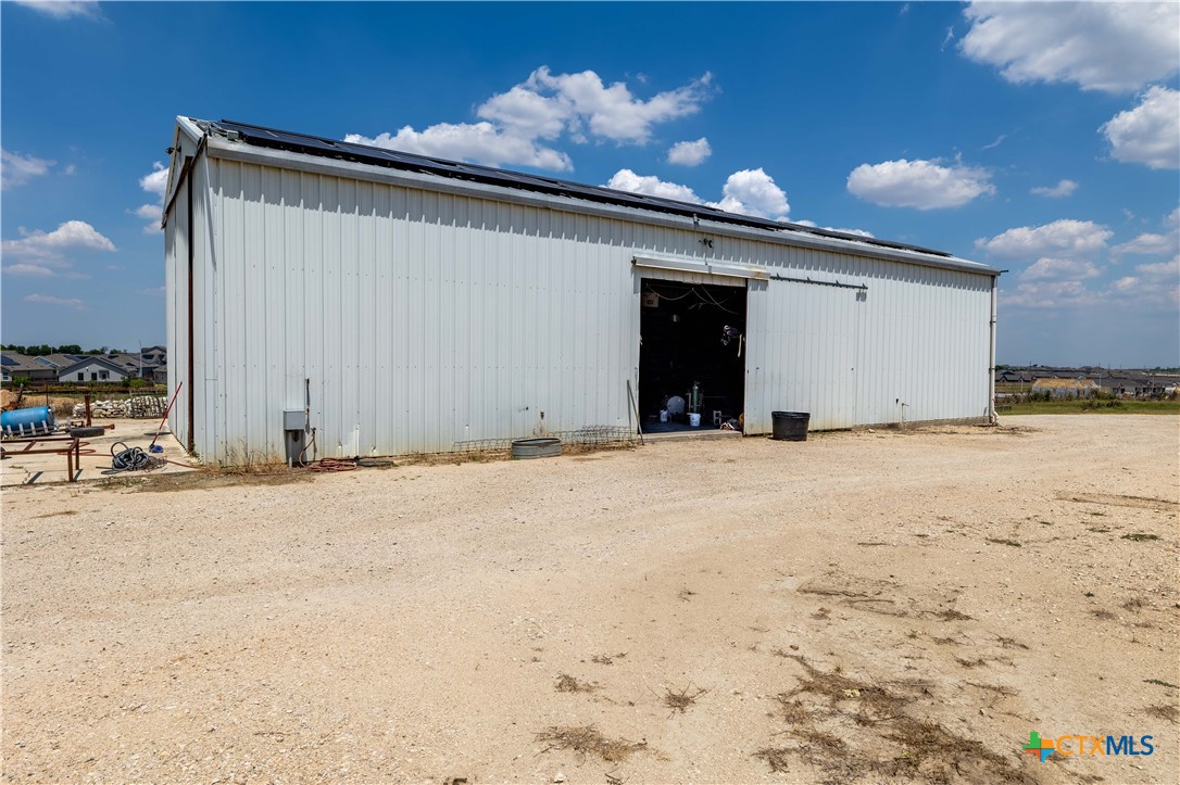 1440 West Klein Road New Braunfels, TX 78130 - Photo 35 of 42 a view of a house with a snow in the yard