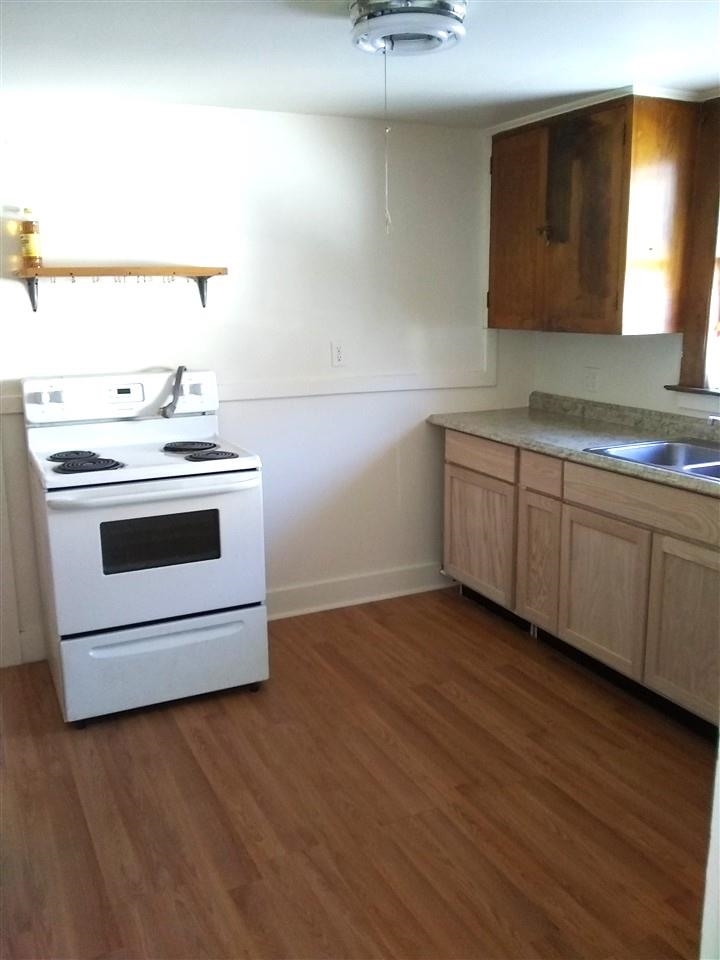 7 Pine Street Springfield, VT 05156 - Photo 21 of 27