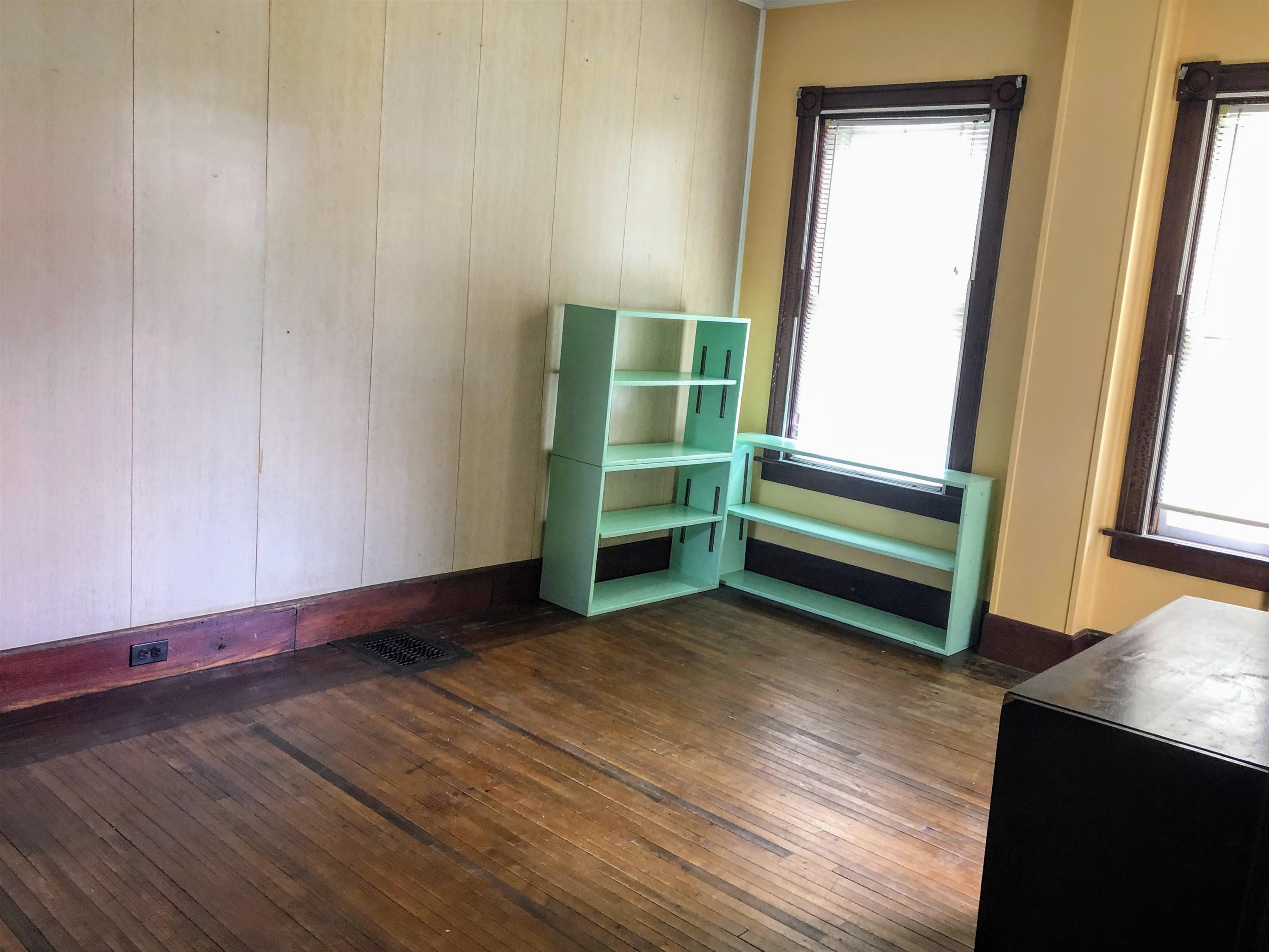 7 Pine Street Springfield, VT 05156 - Photo 8 of 27