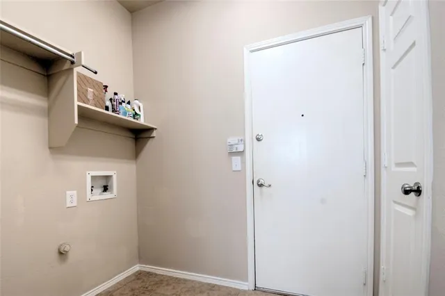 a view of a storage & utility room