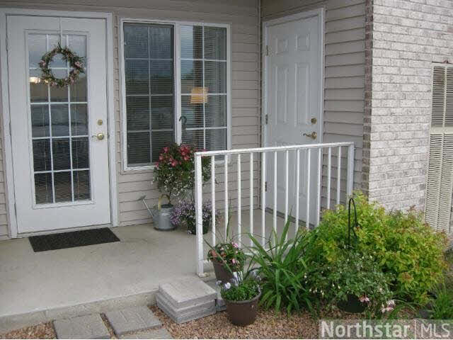 2014 11th Avenue Southeast, Unit B Rochester, MN 55904 - Photo 3 of 15 Gallery Image 3