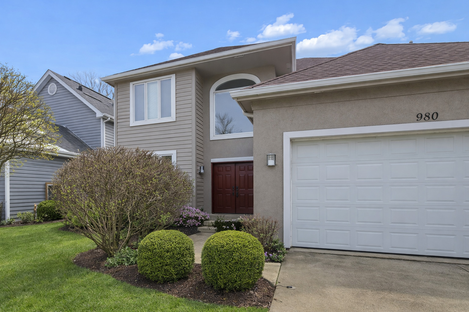 980 Half Day Road Highland Park, IL 60035 - Photo 2 of 37