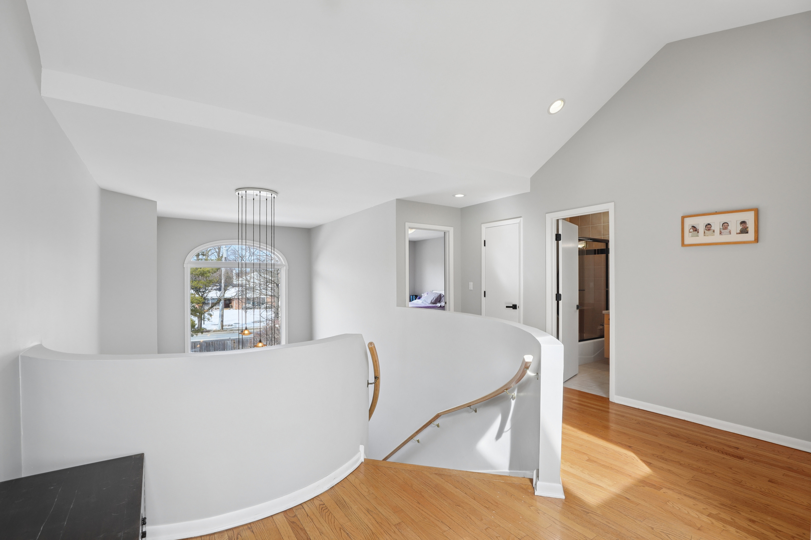 980 Half Day Road Highland Park, IL 60035 - Photo 22 of 37