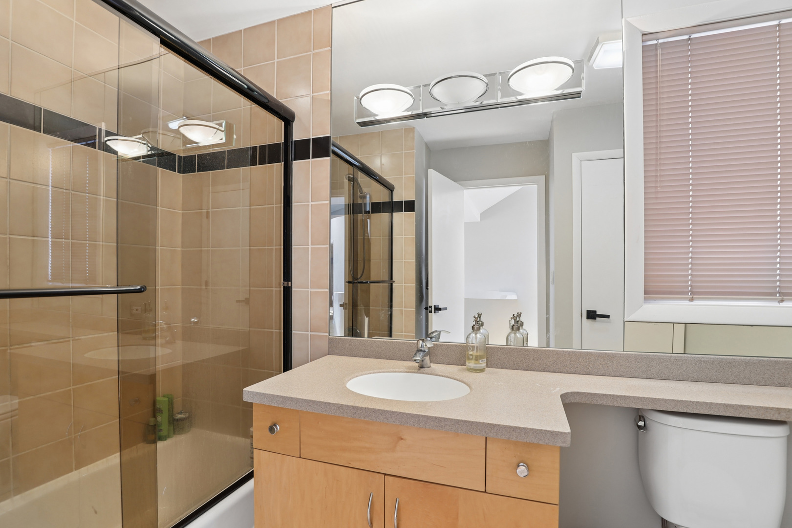 980 Half Day Road Highland Park, IL 60035 - Photo 27 of 37