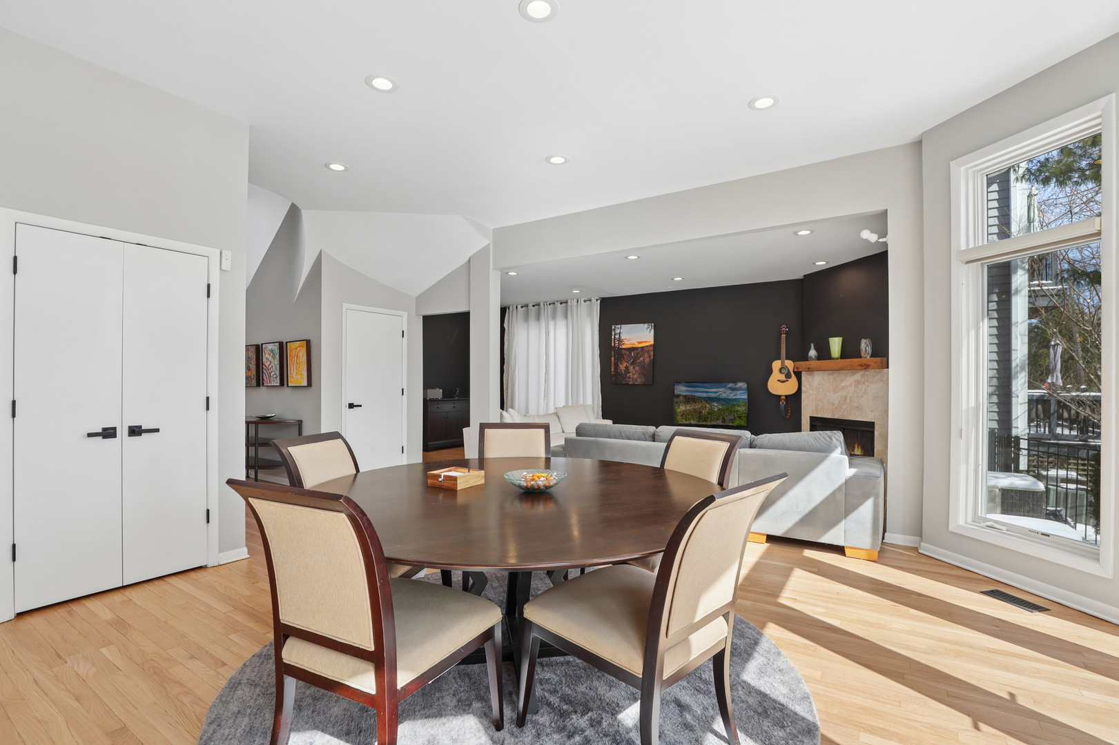 980 Half Day Road Highland Park, IL 60035 - Photo 9 of 37