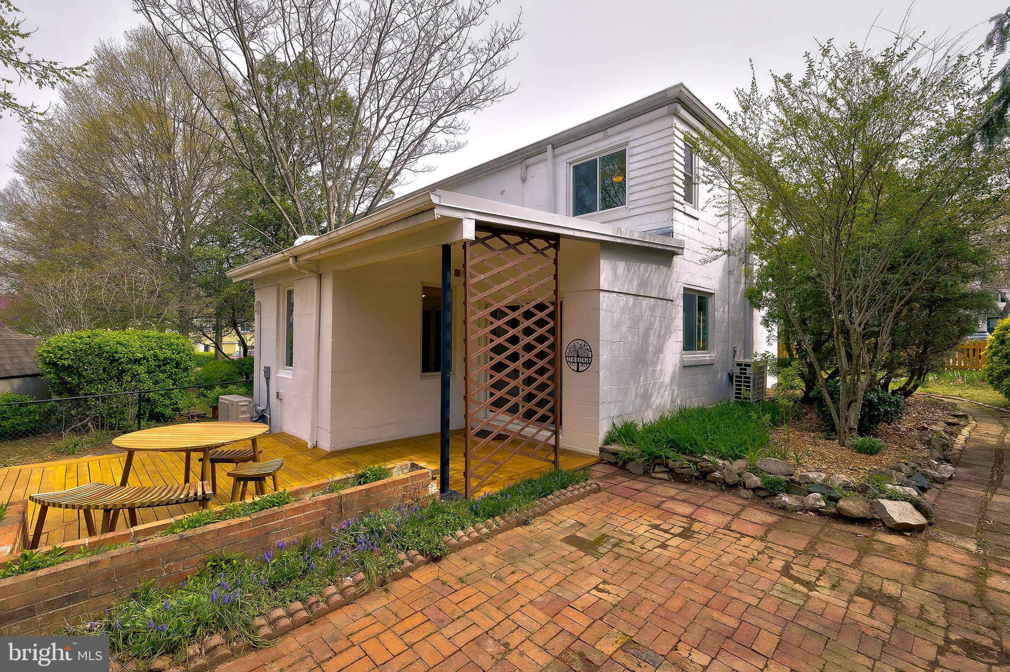 27 Ridge Road Greenbelt, MD 20770 - Photo 10 of 49 Gallery Image 10