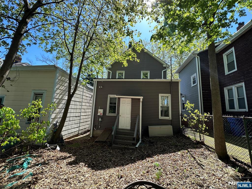 70 Prospect Place, Unit 2 Rutherford, NJ 07070 - Photo 11 of 12