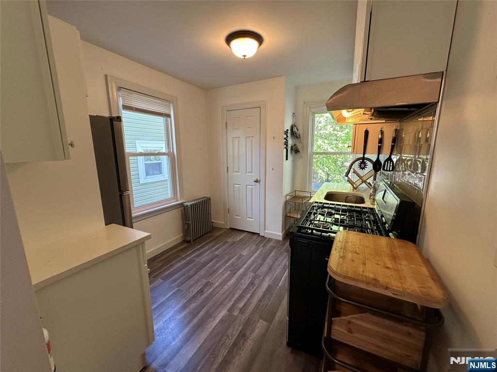 70 Prospect Place, Unit 2 Rutherford, NJ 07070 - Photo 3 of 12