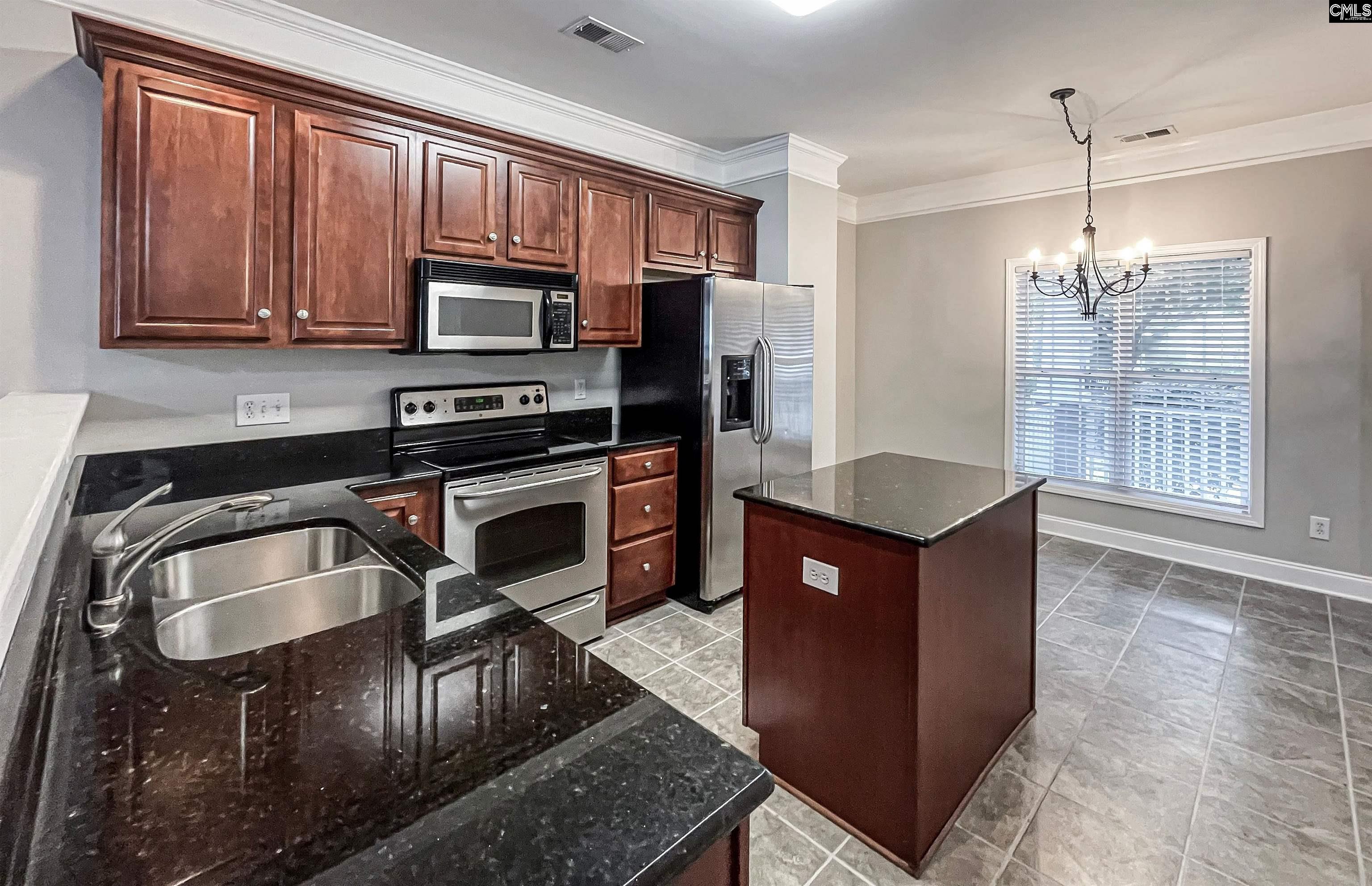 612 Lake Forest Road Columbia, SC 29209 - Photo 9 of 35