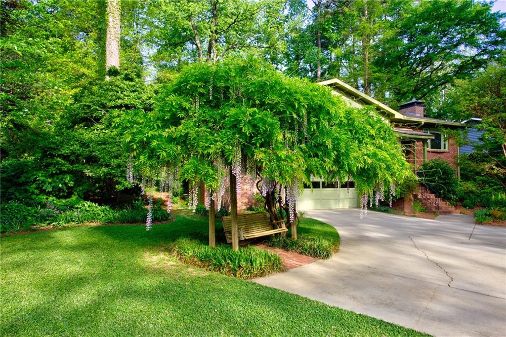 3194 Isoline Way Smyrna, GA 30080 - Photo 7 of 35