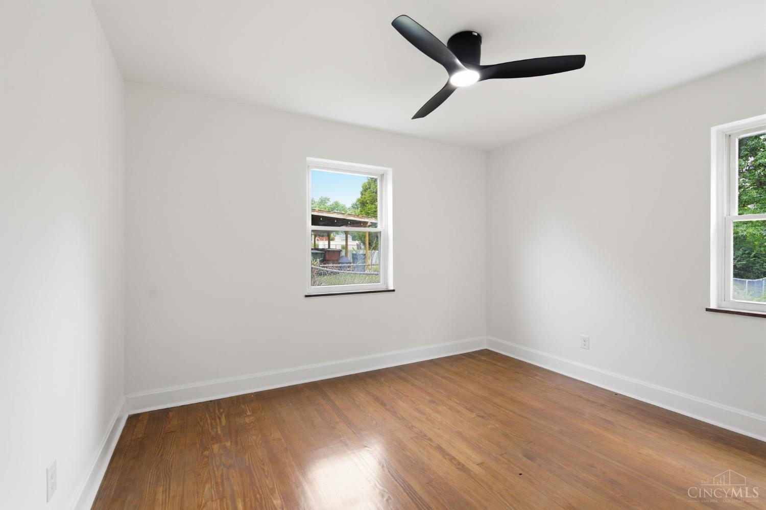 5482 Lawrence Road Cincinnati, OH 45248 - Photo 16 of 25 Gallery Image 16