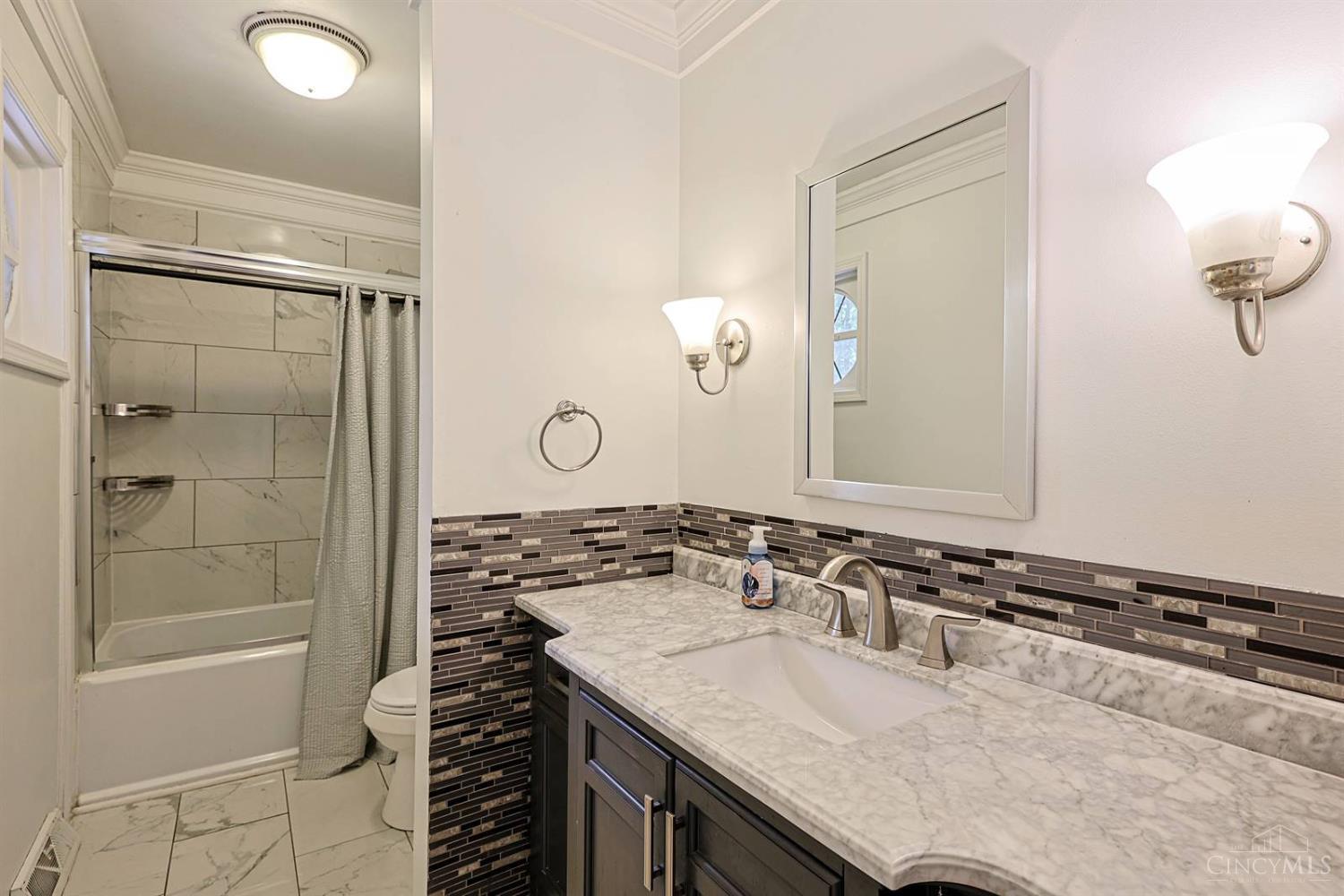 3304 Wagner Road Cincinnati, OH 45245 - Photo 42 of 69 Gallery Image 42