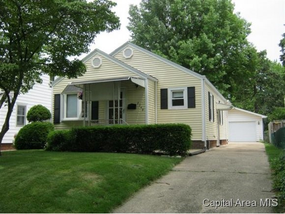 2348 South 8th Street Springfield, IL 62703 - Photo 1 of 7