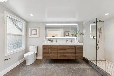 $1,099,000 | 3435 Dimond Avenue, Oakland, CA 94602